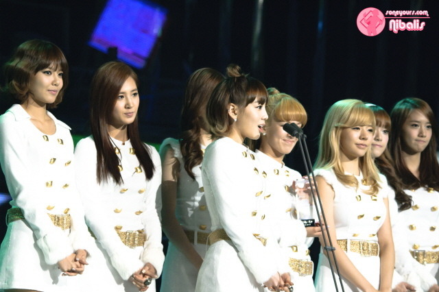 더블클릭을 하시면 이미지를 수정할 수 있습니다