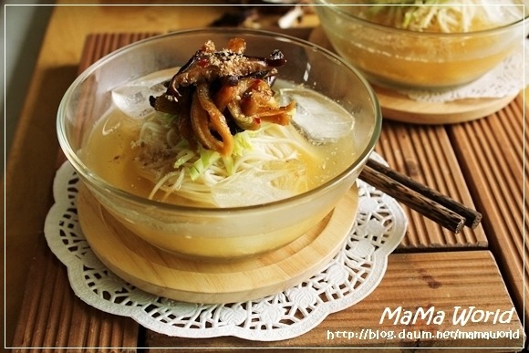 말랭이국수 이미지