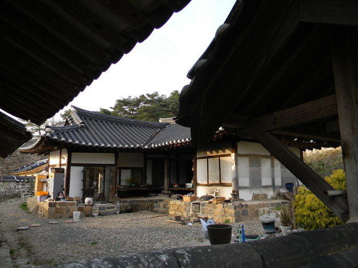 대전 무수동 유회당, 기궁재, 삼근정사