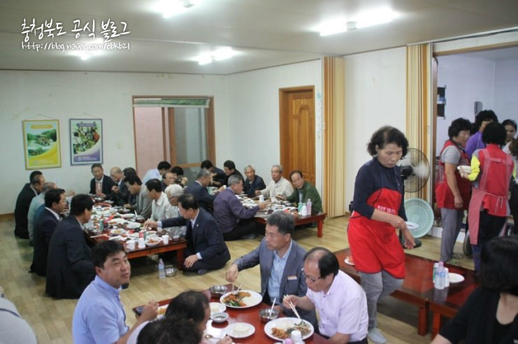 더블클릭을 하시면 이미지를 수정할 수 있습니다