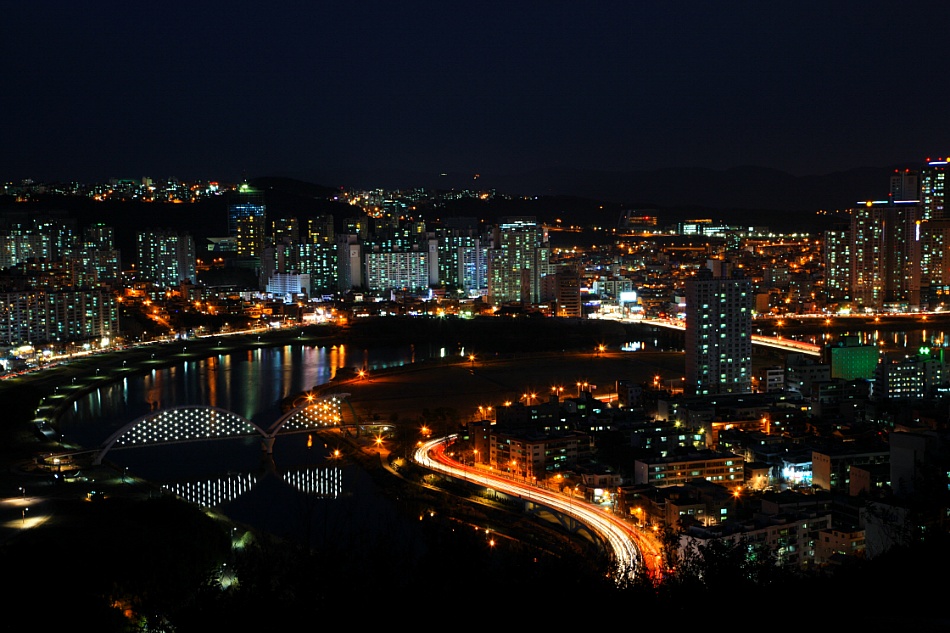 2013년12월28일=울산/남산루 에서 바라본 태화강.십리대밭교 야경