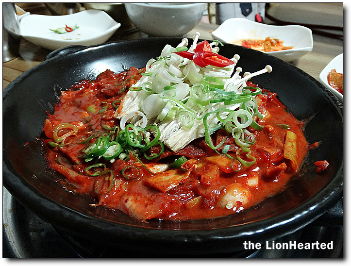 돼지의유혹 이미지