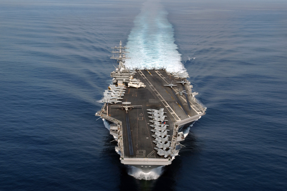 니미츠 급 항공모함 (영어 Nimitz class aircraft carrier) 1