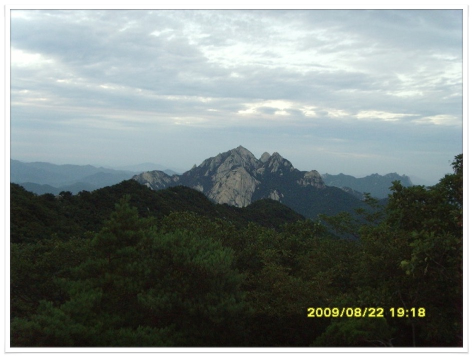 인기 백대명산 3위 북한산(2007~2011)/ 산림청