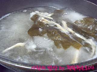 더블클릭을 하시면 이미지를 수정할 수 있습니다