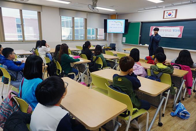 9907D3445AE909FE0A8D81