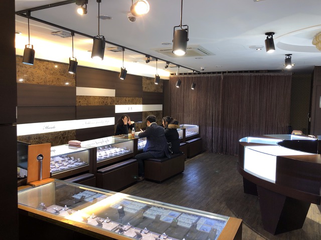 데일리 패션세트 오뜨다이아몬드에서!