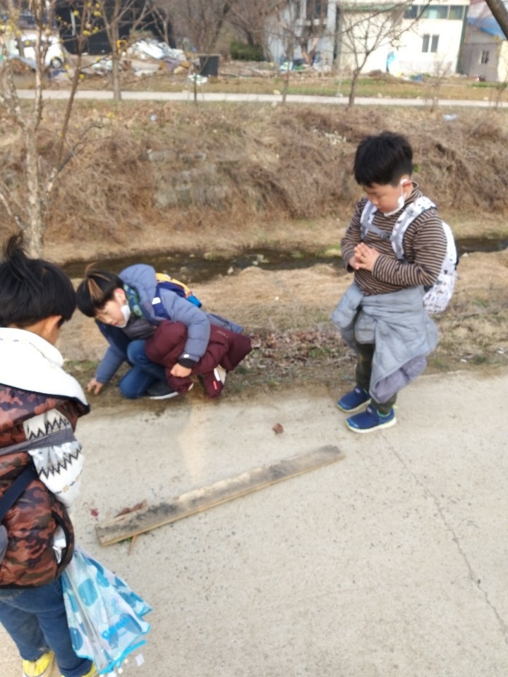 더블클릭을 하시면 이미지를 수정할 수 있습니다