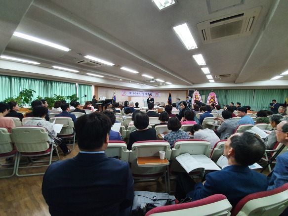 99CB424A5D842C8C34B49B